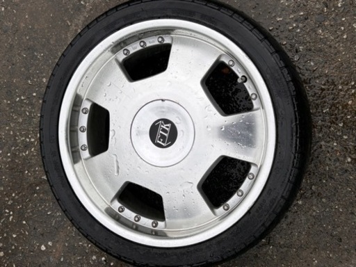 現状渡し　最終値下げ‼️ホイール付きタイヤ４本セット　 18インチ