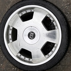 現状渡し　最終値下げ‼️ホイール付きタイヤ４本セット　 18インチ