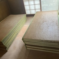 畳もらってくださいm(_ _)m12枚ありますの画像