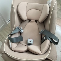 チャイルドシート　コッコロ