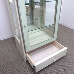 新札幌 モーブル製 ガラスケース 飾り棚 ショーケース コレクションボード  高さ165×幅55×奥行42 二段 ガラス棚 No.2640の画像