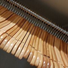 木製ハンガーの画像