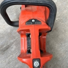 マキタ　チェーンソーMUC353D の画像