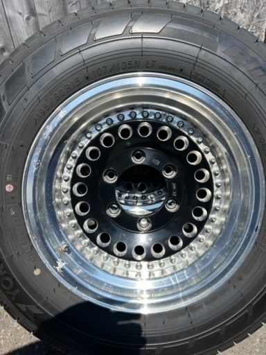 ハイエース、キャラバンのタイヤホイールセット