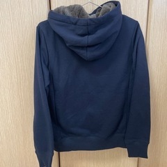 UNIQLOパーカーレディース
の画像