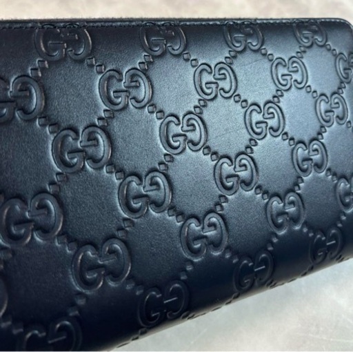   GUCCI長財布