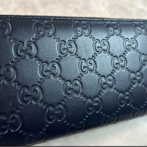   GUCCI長財布