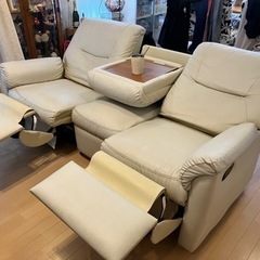 3人掛けリクライニングソファーの画像