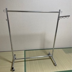 ハンガーラック