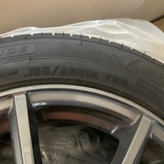 夏タイヤアルミ付きの画像