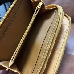 長財布(黄色)の画像