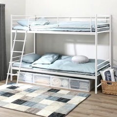 二段ベットの画像