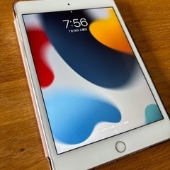 iPad mini 4 128GB シルバーの画像