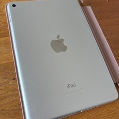 iPad mini 4 128GB シルバーの画像
