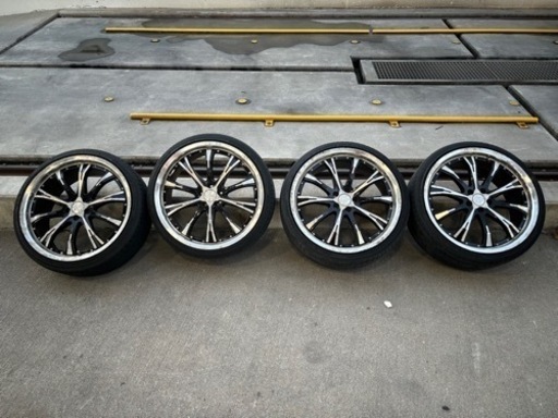 19インチ　ホイールセット