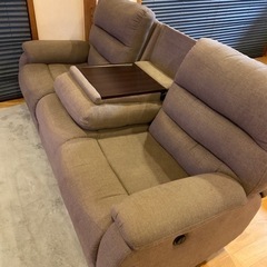 取引中（値下げ） 3人掛けソファの画像
