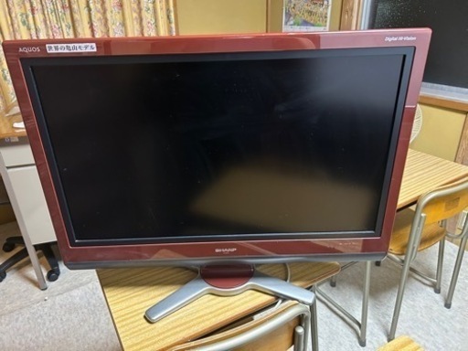 AQUOSテレビ　リモコン、BSカード付き