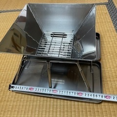 新品 未使用 ソロ用 焚き火台   おまけ  段ボールスモーカーセット の画像