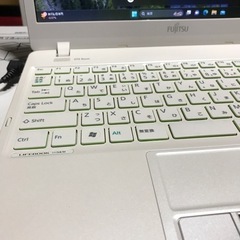 FUJITSU LIFE BOOK  Windows11 corei5 SSD 美品の画像