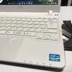 FUJITSU LIFE BOOK  Windows11 corei5 SSD 美品の画像