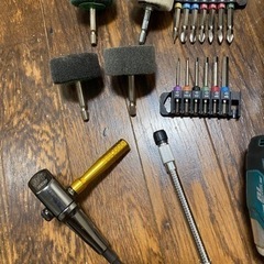 マキタ インパクト18v バッテリー等付の画像