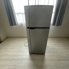 【取引中
】【SHARP】冷蔵庫！1〜2人用　家電　キッチン 