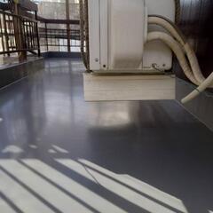 『宙に浮かぶ室外機❗』ウレタン防水工事✨ − 大阪府