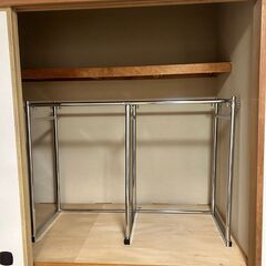 幅と高さが伸縮する 押し入れ頑丈ハンガー