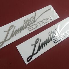 Limited EDITION デカール　シルバー（２個セット）　新品未使用品！の画像