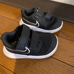 値下げしました! 美品　NIKE ファーストシューズ　黒　10cmの画像