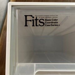 衣装ケースの画像