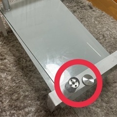 ガラステーブルの画像