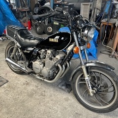 ヤマハ　XJ650スペシャル
