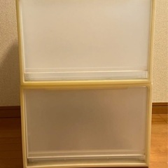 衣装ケース(2つ)