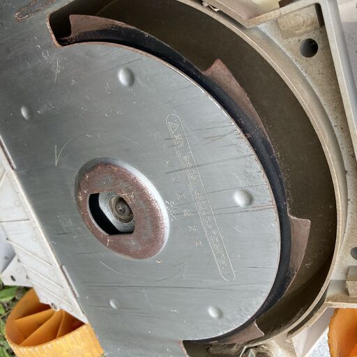 T003 ⭐ RYOBI 草刈り機(ロータリー式 容量20L)LMR-2300 T003 ⭐ RYOBI 草刈り機(ロータリー式 容量20L)LMR-2300