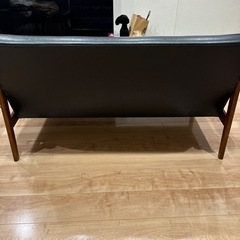 カリモク60 kチェア 2シーター 黒色の画像