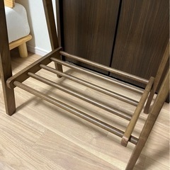 ニトリ　A型ハンガーラック（旧型）　木製の画像