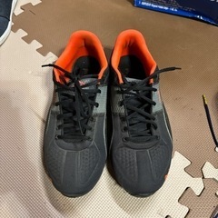 PUMA Tazonスニーカー ~ ブラック/ネオンオレンジ~ ...