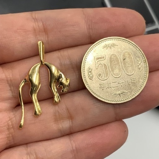 K18 パンサートップ　ダイヤ　2.4g 0.01ct