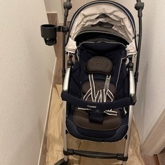 コンビ　ベビーカーの画像