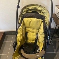 combi ベビーカー　メチャカルファースト