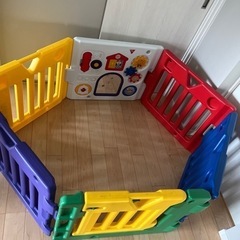 ベビーサークルの画像
