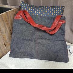 デニム風 花刺繍 トートバッグの画像