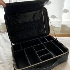【ほぼ新品】ICHIFUJI ミラー付きメイクボックス　の画像