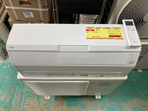 K05431　富士通　2019年製　中古エアコン　主に14畳用　冷房能力　4.0KW ／ 暖房能力　5.0KW