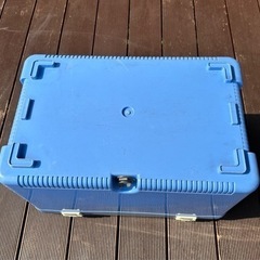 キャンプ用品　クーラーBOX ②の画像