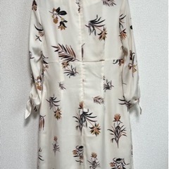 N.  エヌドット 花柄ワンピースの画像
