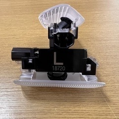 ヴェルファイア　純正　プロジェクションカーテシイルミ　30 前期　後期　の画像