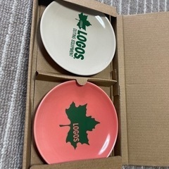 LOGOSデザイン 陶器プレート 二枚組の画像
