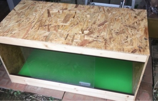 爬虫類 木製ケージ